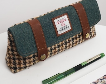 Trousse à stylos rabattable en laine tweed Grande capacité Trousse à double boucle Sac de rangement fait main Kit de papeterie rétro Cadeau de rentrée 12 couleurs