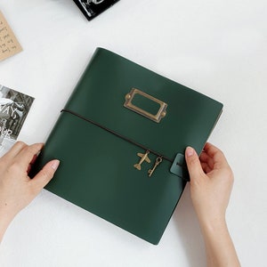 Album photo de couverture en PU fait à la main à feuilles mobiles vert émeraude avec pages pliantes, agenda de voyage personnalisé, album d'enregistrement de couple