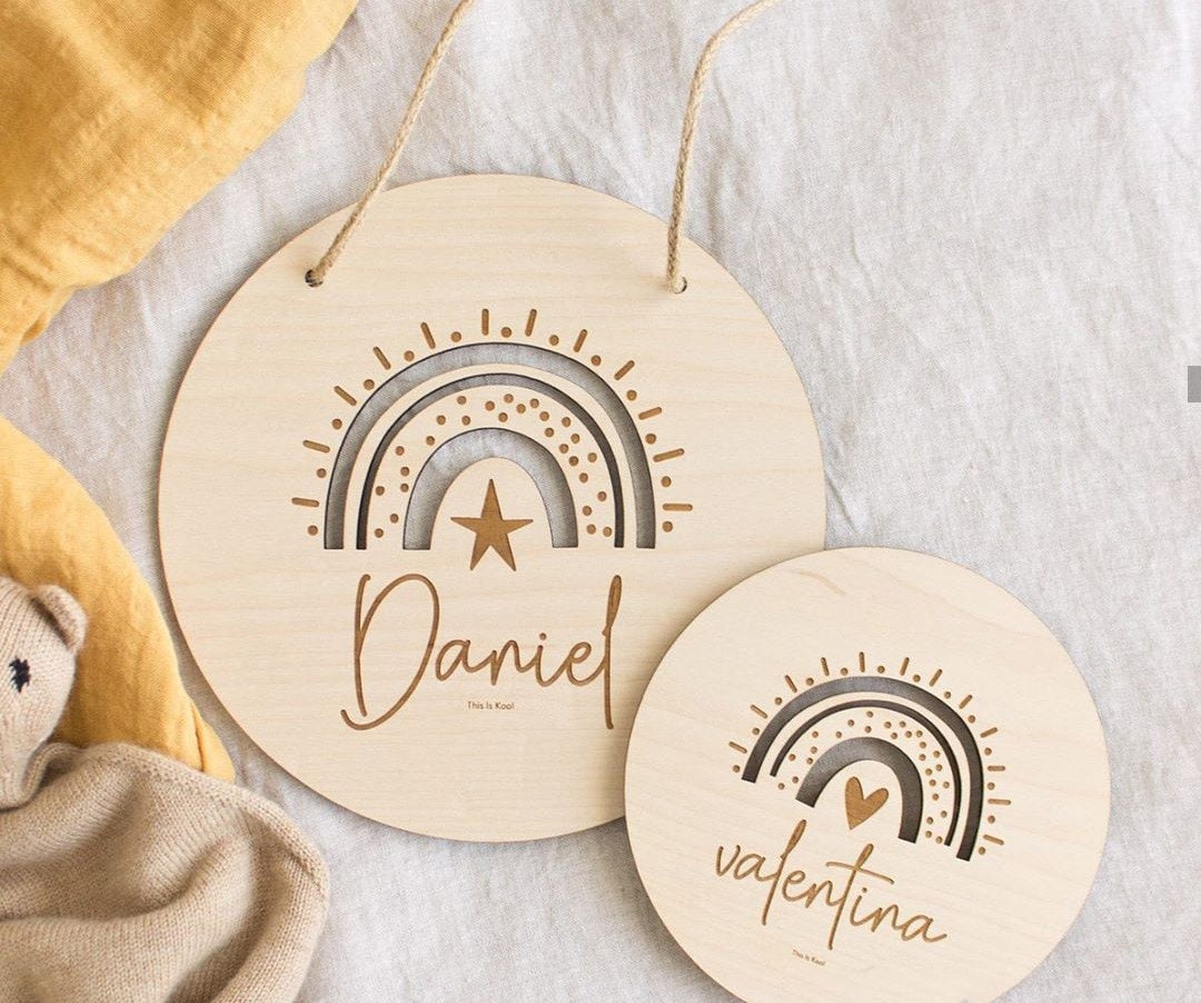 Placa de madeira personalizada com nome da família, cabide de porta para bebê, porta frontal, parede, varanda, decoração de casa de fazenda, presente redondo, sinal de boas-vindas