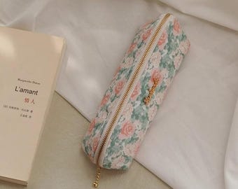 Retro Light Green Floral Fabric Pencil Case Exquisite Flowers Zipper Pouch Fresh Makeup Bag Literary Stationery Bag Original Pen Holder Gift