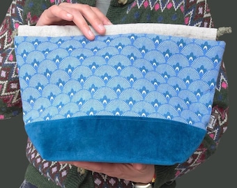 Blauer Kordelzug Beutel für Stick-, Häkel- oder Strickprojekte, Muschel Muster Baumwolle und Wildleder, Handarbeitsbeutel