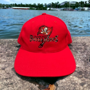 Vintage Tampa Bay Buccaneers Snapback Hat Adjustable 90s Football Buccs Headmasters Dada