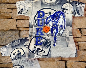 Vintage Duke University Blue Devils Basketball All Over Print Tee Shirt AOP Size Medium Large