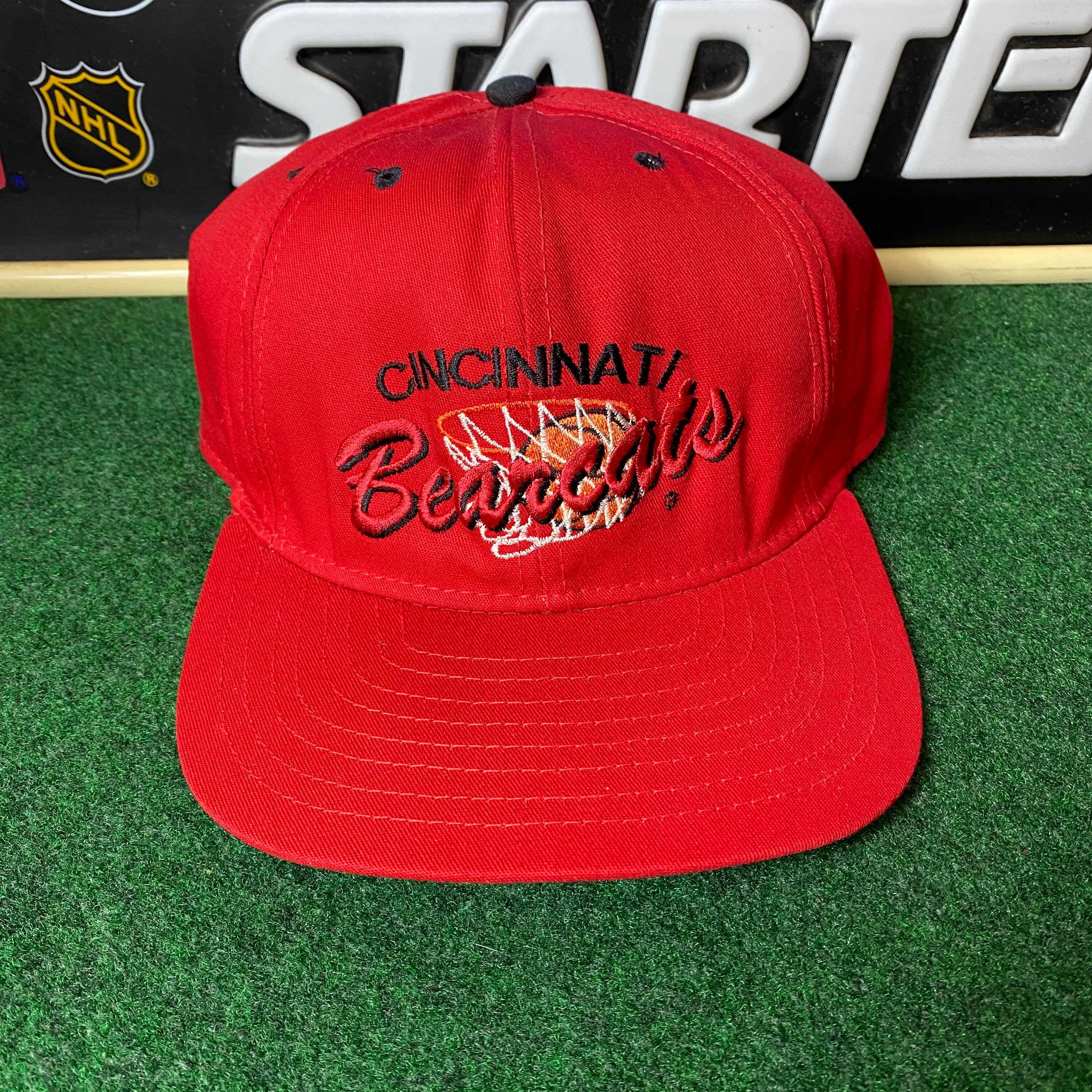 Vintage Cincinnati Bearcats Basketball 