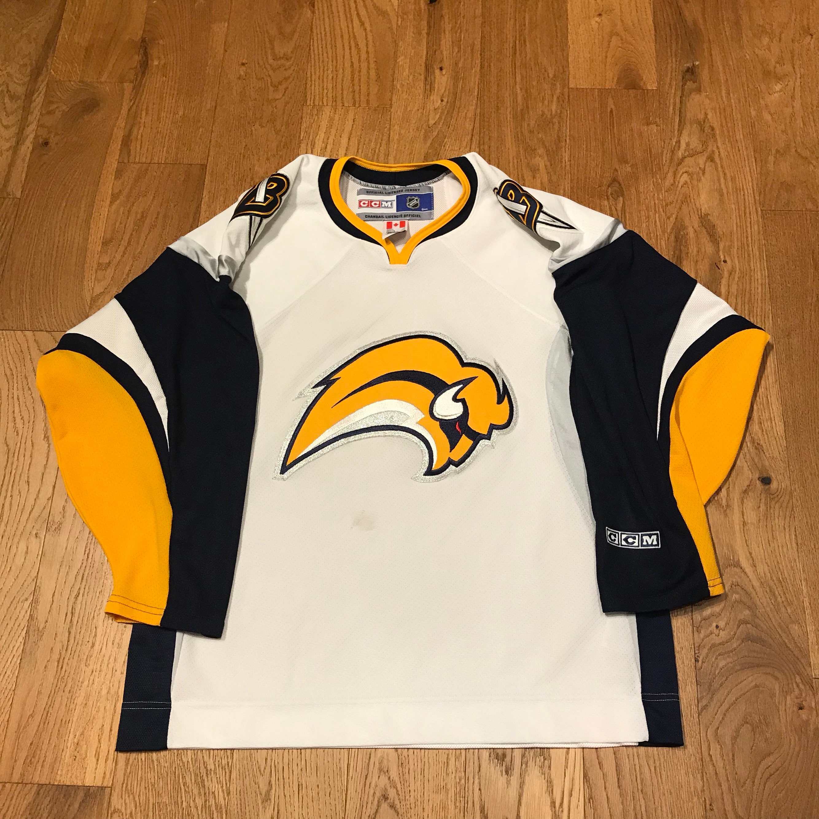 Customized 1990's Buffalo Sabres Home CCM NHL Throwback Jersey