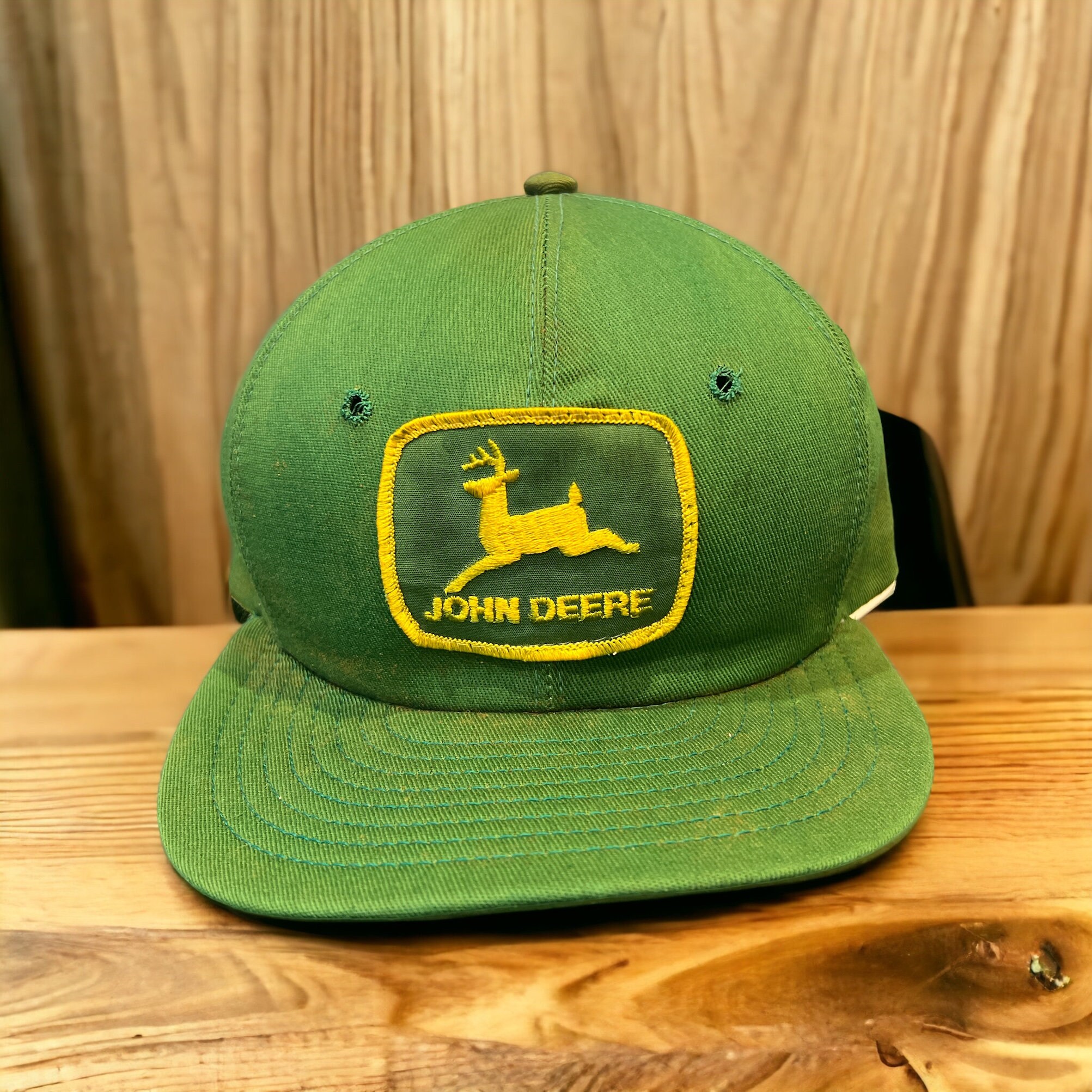 JOHN DEERE Farm Equipment Advertising ADJUSTABLE STRAP GREEN HAT CAP Deer  Logo