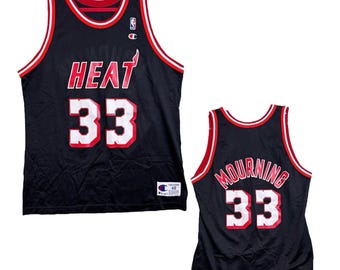 NBA ユニフォーム　HEAT 33 モーニング　Champion サイズ48 VTGチャンピオン アロンゾ・モーニング マイアミヒート ジャージ #33