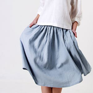 Linnen rok MARGO, Midi rok, Ruffle rok, Blauwgrijze linnen rok, Ruffle linnen rok met zakken, Linnen midi rok afbeelding 1