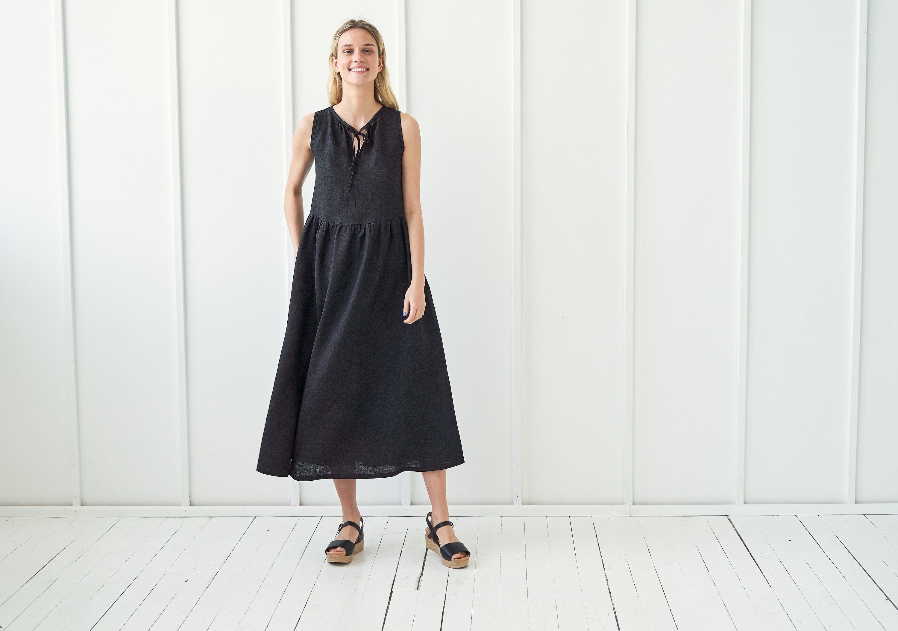 VIP【関税送料無料】希少 MALO BLACK LINEN MAXI DRESS Long Linen Dress AYLIN, Loose Linen Dress With Tie Neck