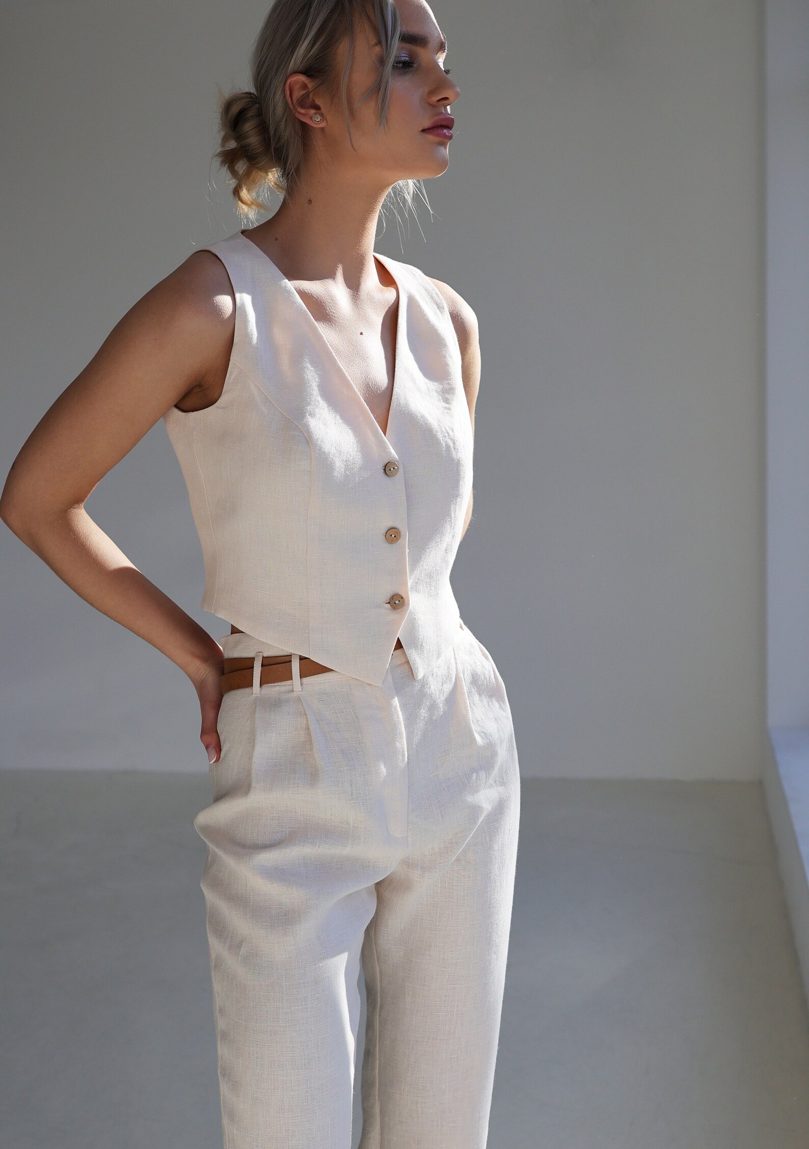 Cotton Linen Vest Sleeveless V-neck Top main image 0