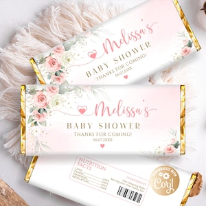 Pode incluir: Embrulho de barra de chocolate para chá de bebê com design floral rosa e branco e detalhes dourados. O embrulho diz "Chá de Bebê da Melissa Obrigado por vir! 06.07.20XX".