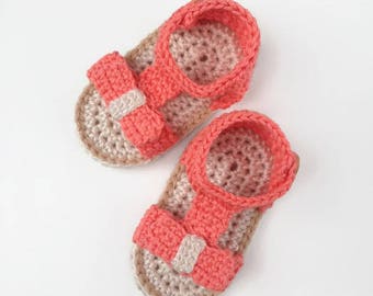 Crochet baby sandals pattern - Crochet shoes pattern - baby girl pattern - Crochet baby shoes - Crochet baby booties -  Greek sandals - Pink