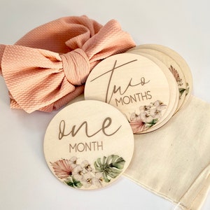 Cartes d'étape importante pour bébé orchidée, accessoire de photographie de nouveau-né personnalisé en bois, faire-part de naissance, cadeau de baby shower bohème