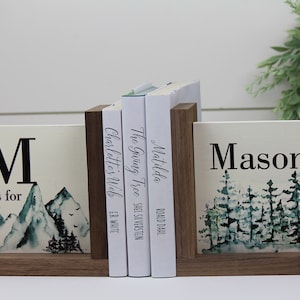 Personalized Mountain Childrens Wooden Bookend, Baby Shower Book Theme Keepsake, Explorer Theme Nursery Bookshelf Decor