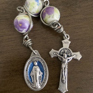 Three Hail Mary Chaplet, Miraculous medal, ceramic beads Rosary