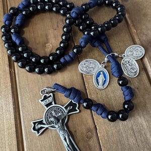 Catholic Rosary, Durable paracord Rosary, 4 Saints medals, Large Crucifix | Handmade