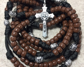 Rosario Católico de 15 o 20 Décadas ~ Rosario de cuentas marrones ~ Rosario paracord duradero / Hecho a mano