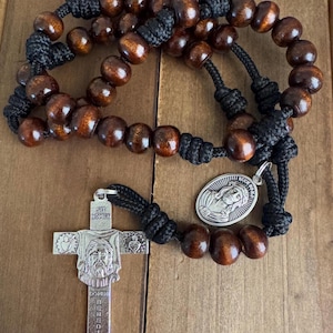 Coronilla del Santo Rostro de Jesús, Coronilla de cuentas de madera, Coronilla católica - hecha a mano