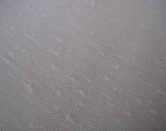 REMNANT - Poly Raised Dot