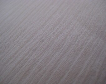 REMNANT - White Crinkle Gauze