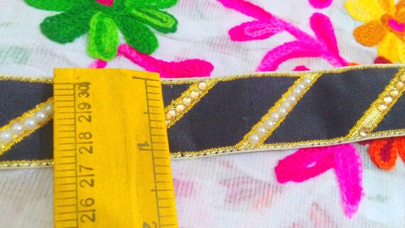 9 Cour noir Base Sequinnned Sequinnned Base brodé tissu garniture-Sari Beige-tissu de soie tissu garniture-Art Quilt tissu-soie ruban par le chantier ft326 3e90b6 9 Cour noir Base Sequinnned Sequinnned Base brodé tissu garniture-Sari Beige-tissu de soie tissu garniture-Art Quilt tissu-soie ruban par le chantier ft326 3e90b6