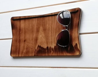 verbranntem Holz Sonnenbrillenhalter, Brillen Anzeige für Wand, Sonnenbrillen-Halter, Sonnenbrille-Halter, Gläser Stand, Geschenk für sie, für ihn für Sie