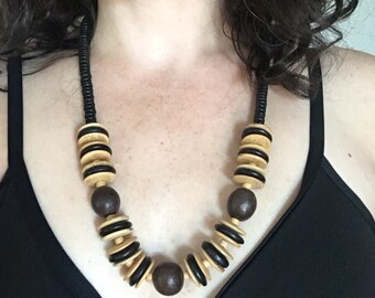 FREE US SHIPPING | Vintage 70s Black and Natural Wooden Bead Statement Necklce | 27"