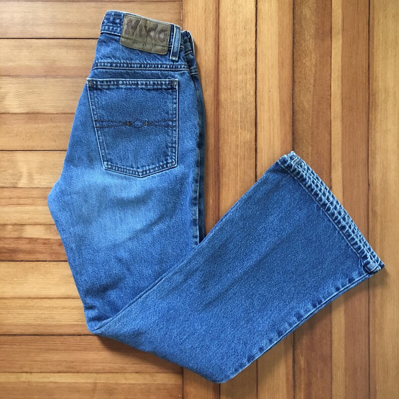 bell bottom mudd jeans Chain stuck in pussy