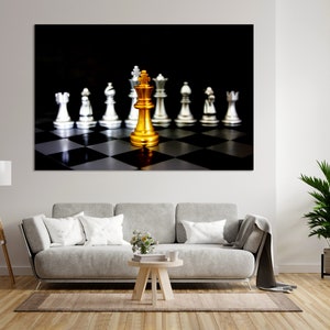 Golden King Chess vor Schachfiguren Original Art Decor für Haus, Schachspiel Kreatives Design Kunst für Wohnzimmer, Schachkunst für Geschenk