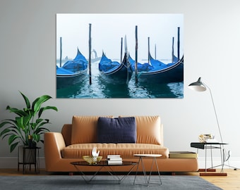 Stampa su tela "Gondola blu", scena di Venezia nebbiosa