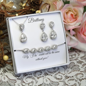 Personalized bridesmaid gifts, Bridesmaid necklace earring set, bridesmaid Earrings, Tear drop earring bracelet set, Bridesmaid necklace