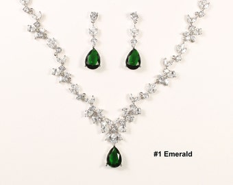 Emerald Bridal Jewelry set, Emerald green Bridal Earrings, CZ Necklace, Bridal Necklace, Cubic Zirconia Necklace, Green Wedding Jewelry Set