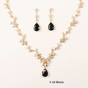 Parure de bijoux de mariée rouge, boucles d'oreilles de mariée bordeaux, collier CZ, collier de mariée, collier zircone cubique, parure de bijoux de mariage rouge foncé image 7