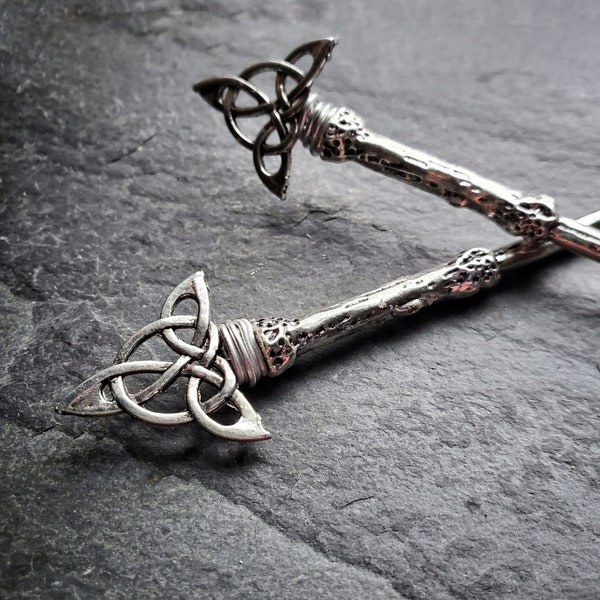 Triquetra Hair Sticks - Long Hair - Triquetra Hair Pins - Goth Hair Stick - Witch Hairsticks - Renaissance Faire Garb - Unique Gift Idea