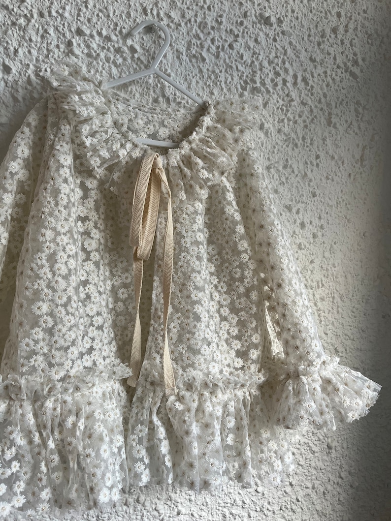 White embroidered daisy sheer jacket image 1