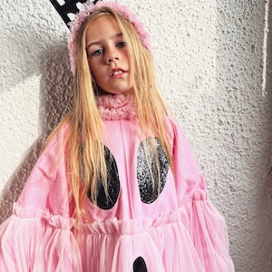 limited ed kid ghost tie back cape in pink