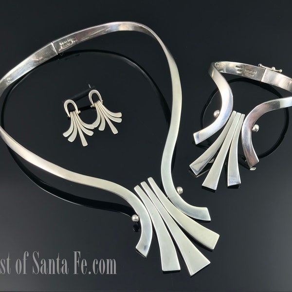 Mexican Modernist Pectoral Hinged Collar Necklace, Bracelet, and Earrings Set Sterling Silver