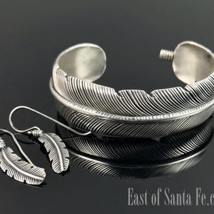 Navajo Sterling Silver Feather Native American Bracelet & Earrings - Harvey Mace