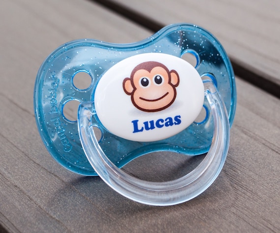 DINOSAUR ALL TEATS,SIZES /& COLOURS PERSONALISED DUMMY PACIFIER SOOTHER