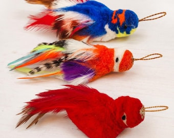 Handmade Feather Bird Cat Toy – Realistic Teaser Wand Attachment (Set of 3)