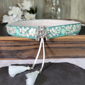Turquoise Floral Hat Band: Adjustable Western Fedora  display picture 2