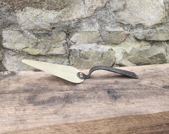 Hand crafted brass cake server. Blacksmith handmade cake slice. Serving utensil cake knife.