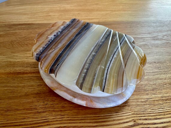 Antique Banded Agate Jewelry Box Shell Shape Trin… - image 3