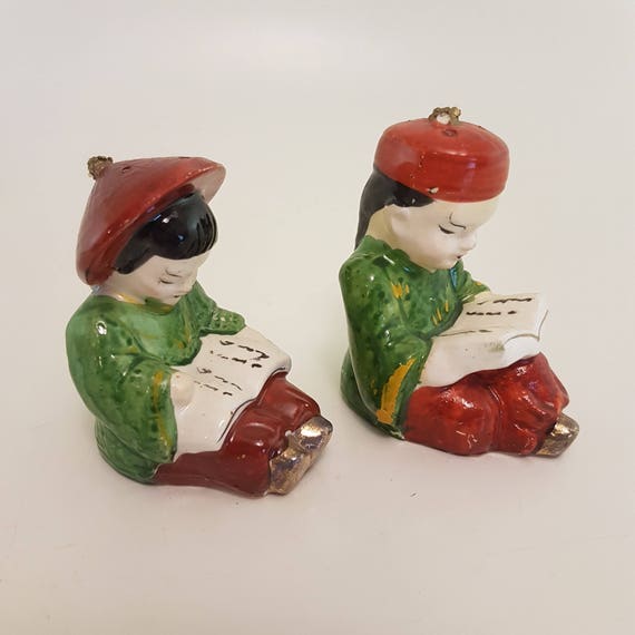 Old women sucking eachothers boobs