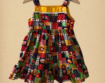 Vintage 70er-Jahre-Mädchen-Sonnenkleid im Patchwork-Stil, Größenschätzung 2t?