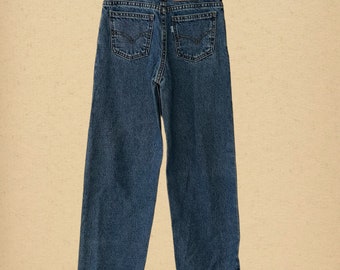 Vintage 90s Kids Loose Fit Levi's Jeans, Size 10 years