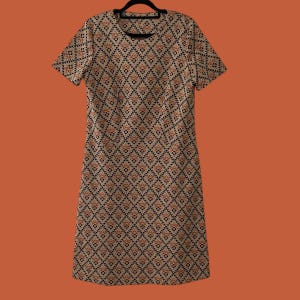 Vintage 70s Mod Psychedelic Shift Dress, SIze Estimate M-L