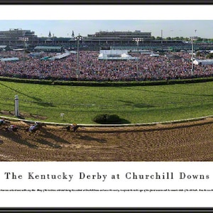 The Kentucky Derby At Churchill Downs - Horse Racing / Panoramic Picture