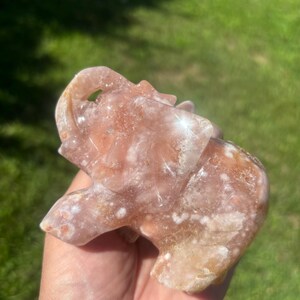 Dazzling Druzy Natural Pink Amethyst Sparkling Crystal Elephant 462g Trunk Up Gorgeous Coloring Great Energy Stone Decor Or Beautiful Gift