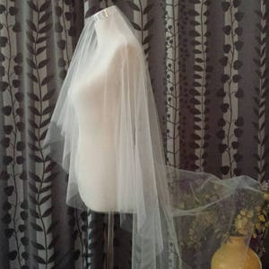 Circle Drop Veil + FREE Tulle Wrapped Metal Comb__ (VP1_01)
